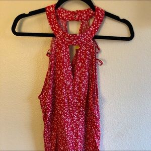 Red floral romper/playsuit❤️